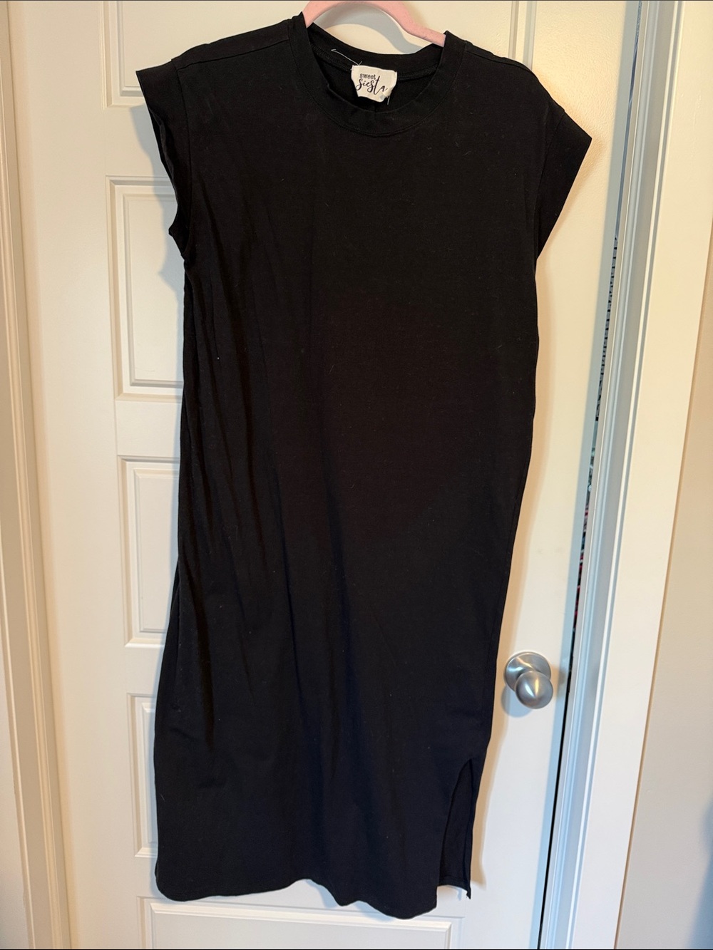 Sleeveless Black Midi Shift Dress by